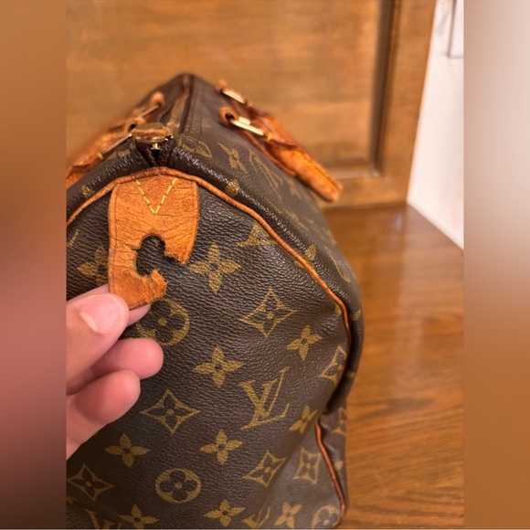 Louis Vuitton Monogram SPEEDY 35 - Picture 9 of 14